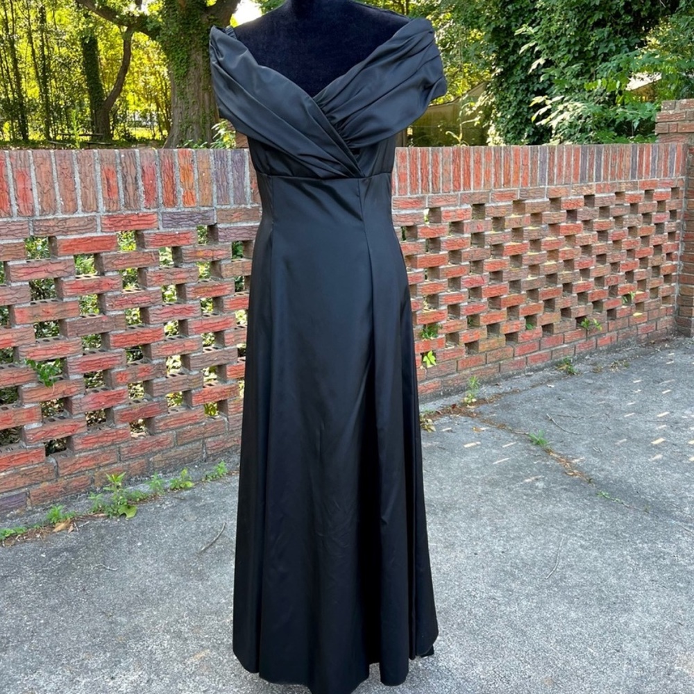 Classic Black Formal Dress Size 8